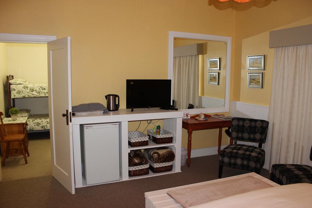 Smuts Ave. Guest Rooms Hermanus Luaran gambar