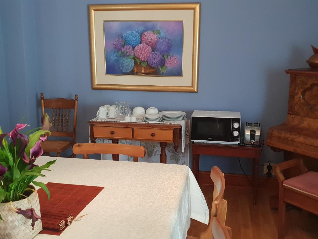 Smuts Ave. Guest Rooms Hermanus Luaran gambar